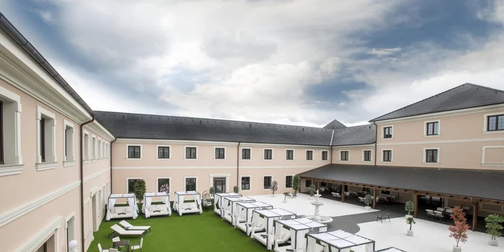 Romantický pobyt v 5* Château Šanov pre dvoch: neobmedzene wellness aj procedúry, raňajky či polpenzia