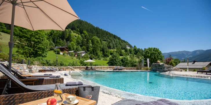 Boutique hotel v Zell am See: wellness s prírodným jazierkom, polpenzia aj karta výhod