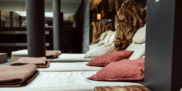 Rakúske Alpy s rozsiahlym wellnessom, bufetovými raňajkami a turistickou kartou