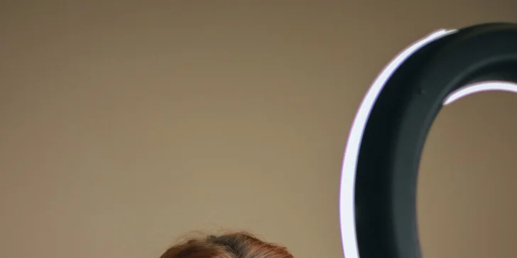 Makeup kurz pre teenegerky alebo kurz tvorby bežných aj afro účesov