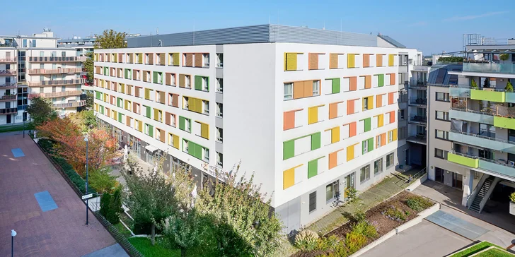 Spoznajte Viedeň: 4* hotel v širšom centre, raňajky, výlety do zoo i múzea ilúzií