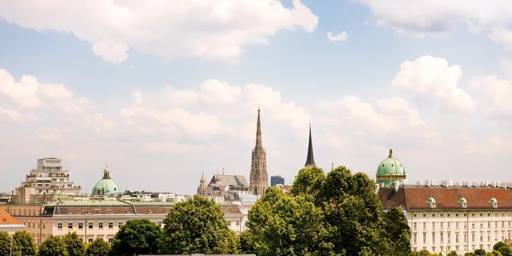 Spoznajte Viedeň: 4* hotel v širšom centre, raňajky, výlety do zoo i múzea ilúzií