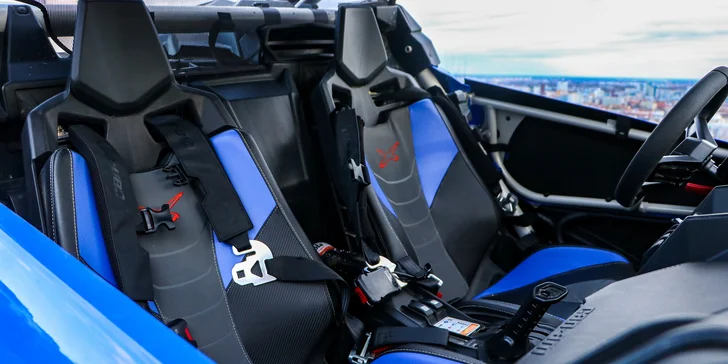 Pokorte každý terén: Adrenalínová jazda na bugine CAN-AM MAVERICK XRS