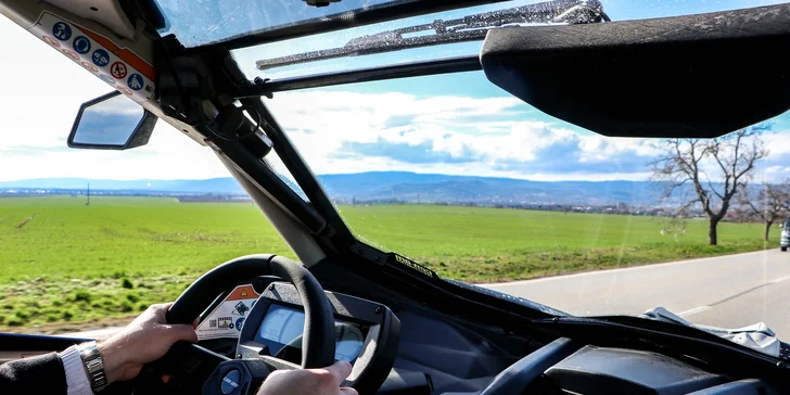 Pokorte každý terén: Adrenalínová jazda na bugine CAN-AM MAVERICK XRS