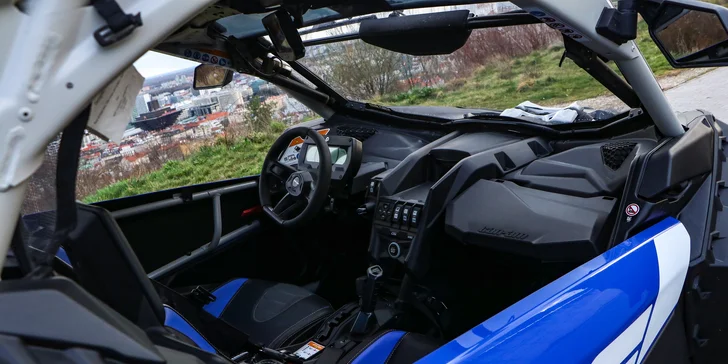 Pokorte každý terén: Adrenalínová jazda na bugine CAN-AM MAVERICK XRS