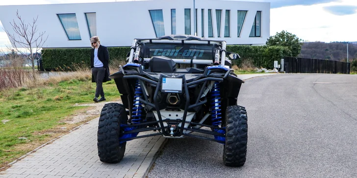 Pokorte každý terén: Adrenalínová jazda na bugine CAN-AM MAVERICK XRS