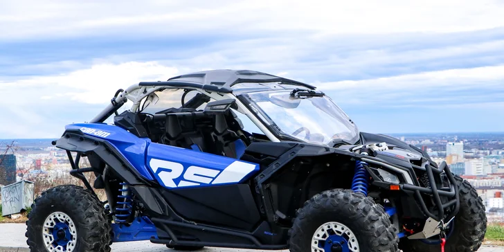 Pokorte každý terén: Adrenalínová jazda na bugine CAN-AM MAVERICK XRS