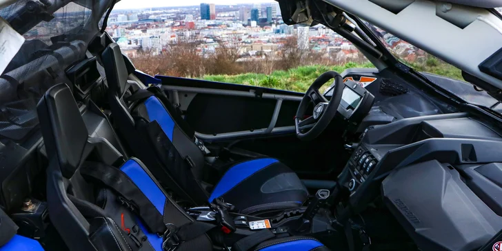 Pokorte každý terén: Adrenalínová jazda na bugine CAN-AM MAVERICK XRS