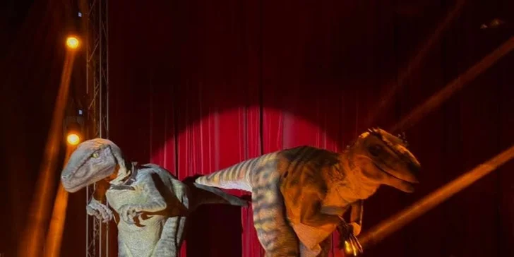 CIRKUS FRANCESKO JUNG v Košiciach - show plná akrobacie, zábavy a prvýkrát aj vystúpenie s dinosaurami