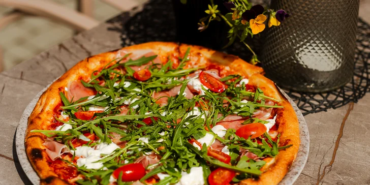 Pizza podľa vlastného výberu, na výber až z 13 druhov