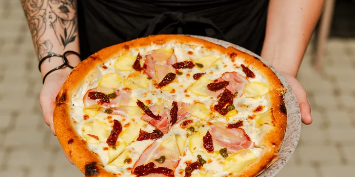 Pizza podľa vlastného výberu, na výber až z 13 druhov
