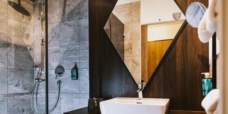 Saalbach-Hinterglemm: neobmedzene wellness, polpenzia, karta výhod aj možnosť apartmánu so saunou
