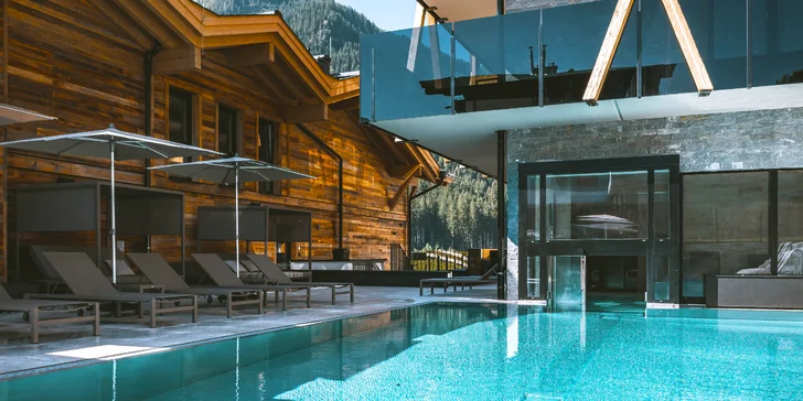Saalbach-Hinterglemm: neobmedzene wellness, polpenzia, karta výhod aj možnosť apartmánu so saunou