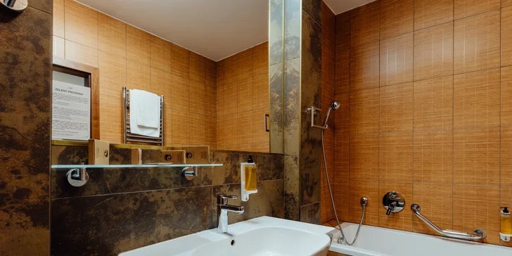 Wellness hotel v Rajeckých Tepliciach: neobmedzený relax, polpenzia aj mnoho aktivít