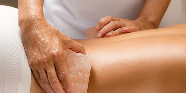 Klasická, relaxačná alebo medová masáž, bankovanie či masáž soľnými kameňmi