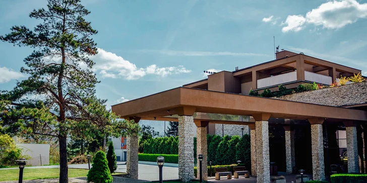 Wellness hotel v Rajeckých Tepliciach: neobmedzený relax, polpenzia aj mnoho aktivít