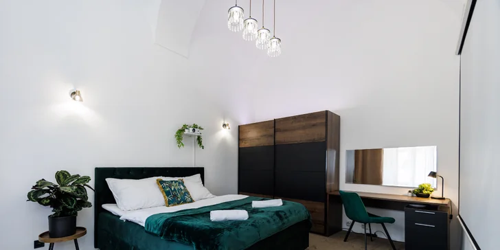 Romantika v centre Košíc: luxusný apartmán s vírivkou a domácim kinom