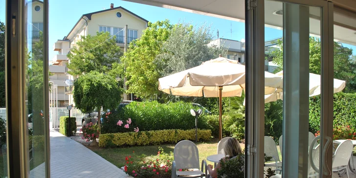 Rimini: hotel pri pláži s bazénom aj raňajkami, first minute zľavy
