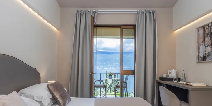 Hotel s výhľadom na jazero Lago di Garda: regionálne raňajky aj wellenss