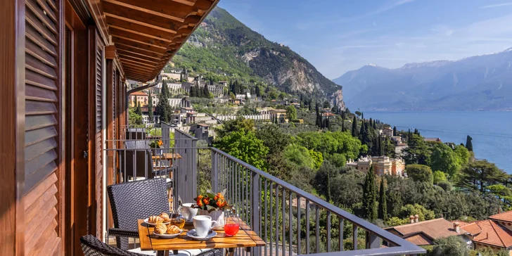 Hotel s výhľadom na jazero Lago di Garda: regionálne raňajky aj wellenss