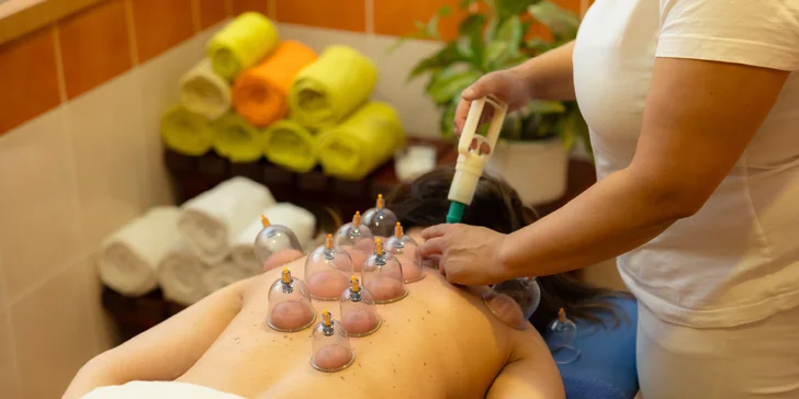 Myofasciálna, relaxačná alebo klasická masáž aj s bankovaním