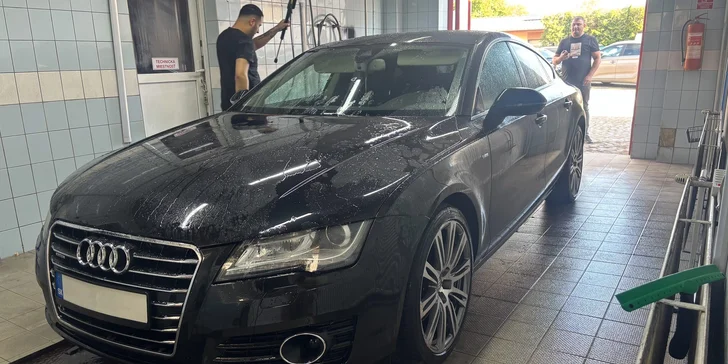 Detailné čistenie exteriéru a interiéru aj tepovanie vozidla