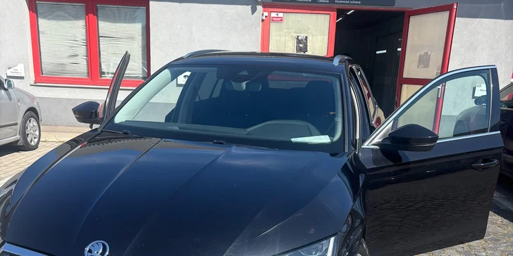 Detailné čistenie exteriéru a interiéru aj tepovanie vozidla