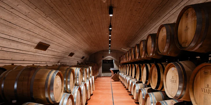 Degustácia vína ViaJur s možnosťou vytvoriť si vlastné cuvée