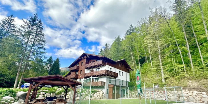 Rodinná dovolenka v Nízkych Tatrách: štýlové apartmány, krásna príroda na juhu Chopku
