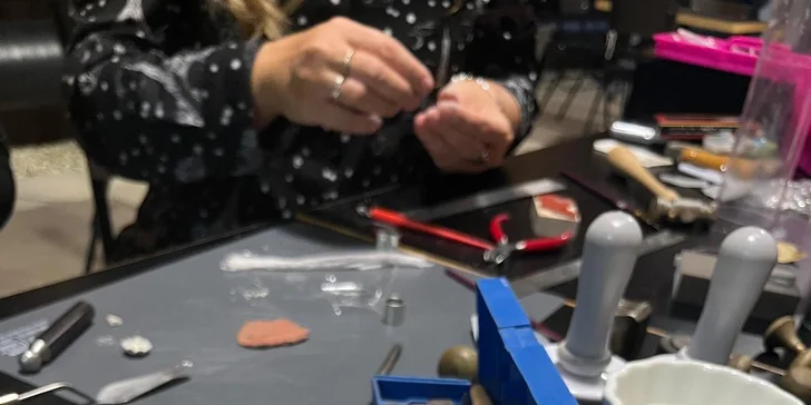 Naučte sa vyrábať šperky z unikátneho materiálu - Art Clay striebra