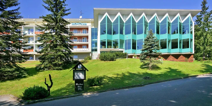 Pobyt v Špindlerovom Mlyne: hotel s polpenziou aj vstup do wellness