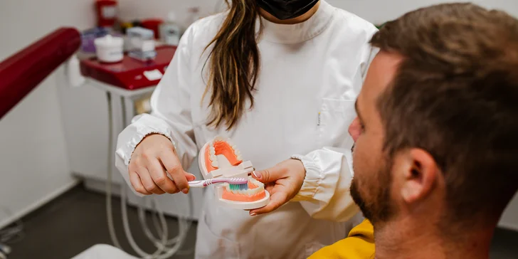 Vstupné vyšetrenie, komplexná dentálna hygiena alebo rodinný balíček