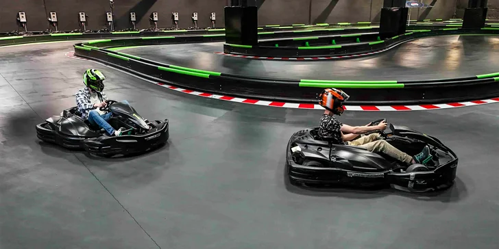 Adrenalínová jazda na elektrických motokárach pre každého