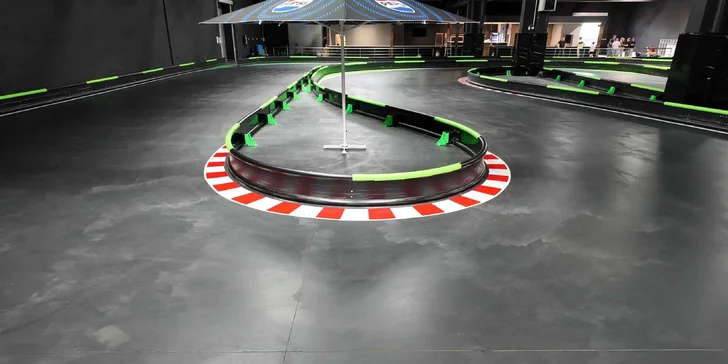 Adrenalínová jazda na elektrických motokárach pre každého