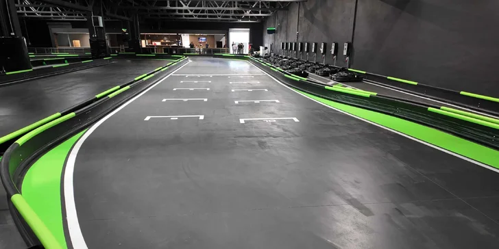 Adrenalínová jazda na elektrických motokárach pre každého