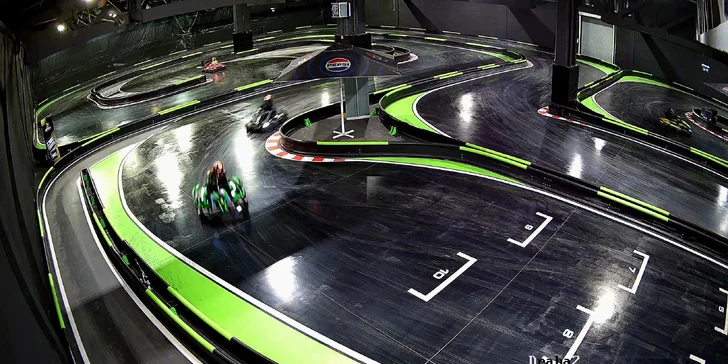 Adrenalínová jazda na elektrických motokárach pre každého