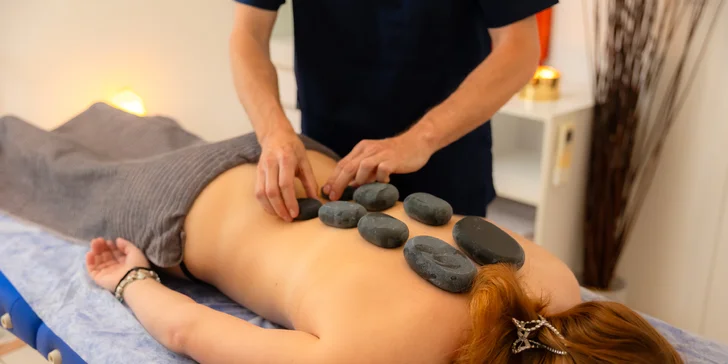 Klasická alebo reflexná masáž, bankovanie aj masáž lávovými kameňmi