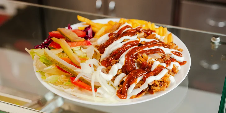 Kebab box, burger, placka alebo tanier v Osman City Kebab