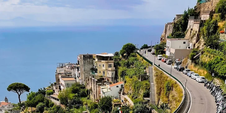 Pobyt na pobreží Amalfi v mestečku Ravello: 4* hotel s raňajkami a bazénom, 1,5 km od mora