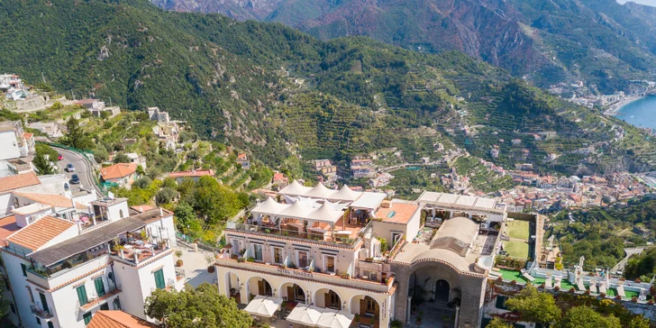 Pobyt na pobreží Amalfi v mestečku Ravello: 4* hotel s raňajkami a bazénom, 1,5 km od mora