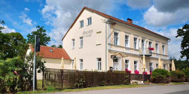Príjemný penzión pri Orlíku: bez jedla či s jedlom, vonkajší bazén, záhrada aj športové vyžitie