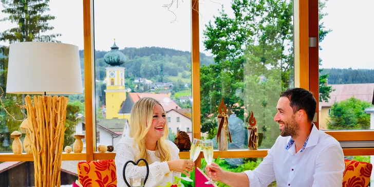 Pobyt v Nemecku: hotel pri Šumave so stravou, wellness a kartou výhod
