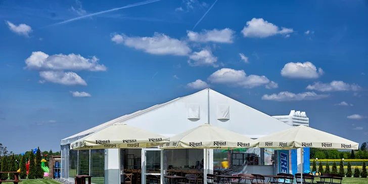 Pobyt plný zábavy v útulnom vybavenom domčeku pre 2 až 6 osôb s wellness, na skok Energylandia i Fantazja Park