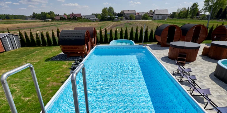 Pobyt plný zábavy v útulnom vybavenom domčeku pre 2 až 6 osôb s wellness, na skok Energylandia i Fantazja Park