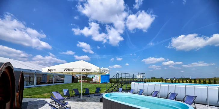 Pobyt plný zábavy v útulnom vybavenom domčeku pre 2 až 6 osôb s wellness, na skok Energylandia i Fantazja Park