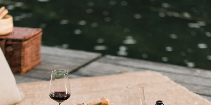 Pobyt v Kadani: raňajky alebo polpenzia, piknik na móle a vstup do wellness
