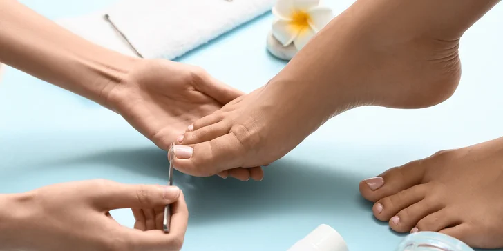 Suchá, mokrá, kombinovaná alebo wellness pedikúra v salóne Majka