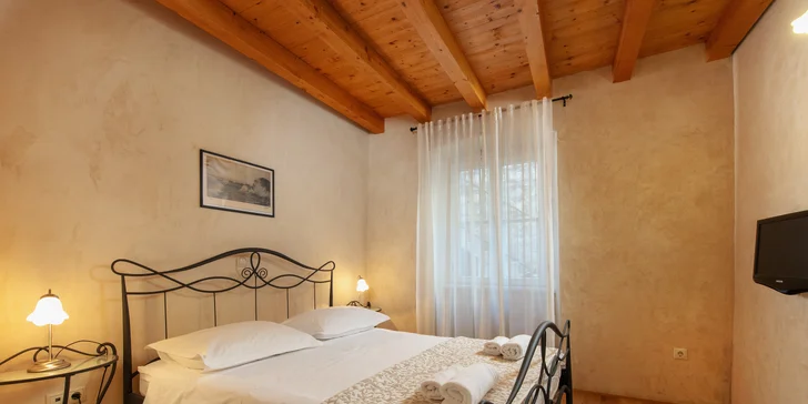 Novo zrekonštruovaný apartmán v Omiši priamo pri piesočnatej pláži pre 2–4 osoby