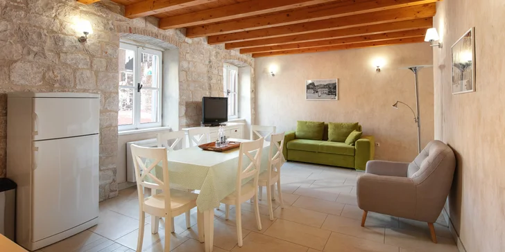 Novo zrekonštruovaný apartmán v Omiši priamo pri piesočnatej pláži pre 2–4 osoby