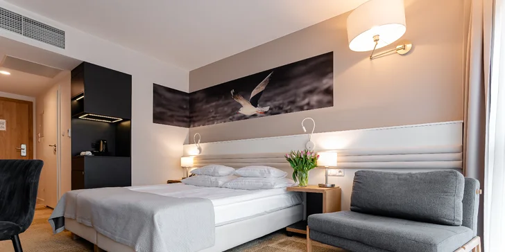 Moderný hotel so záhradou v Gdansku: polpenzia a relax v saunách